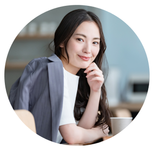 在宅ワークをする女性